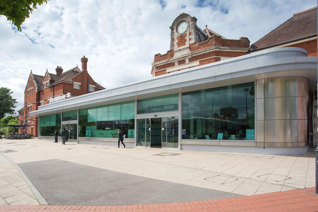 Linx Apartments Skyline Plaza Basingstoke Exterior foto